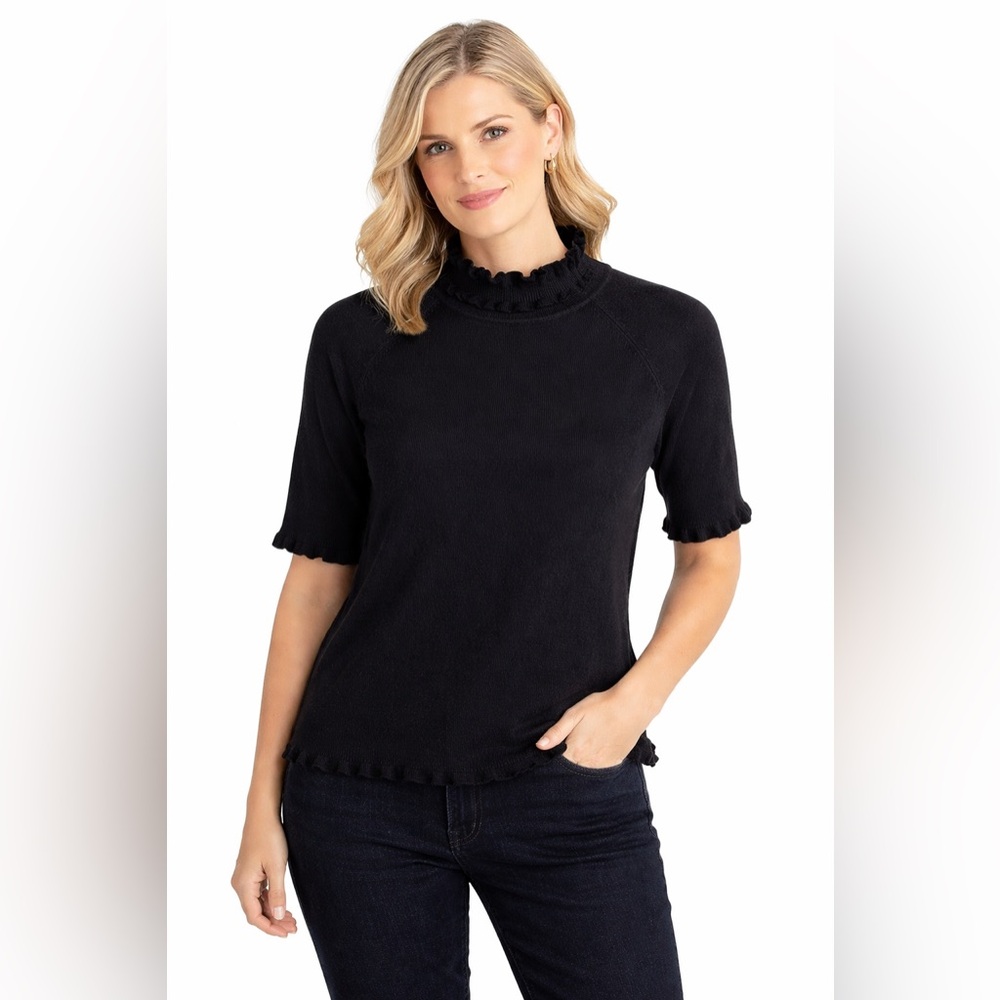 Chaus Black Ruffled Collar Short Sleeved Sweater. Women’s Large